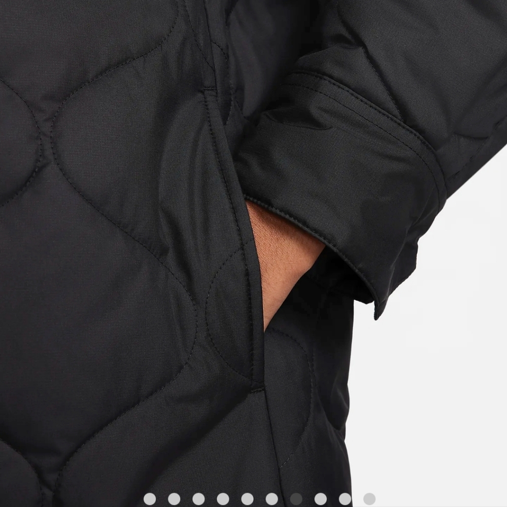 NIKE WOMEN SPORTWEAR ESSENTIAL QUILT JACKET - Picture 2 of 10